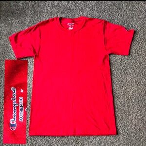 Champion Authentic T-shirt Sz Small red